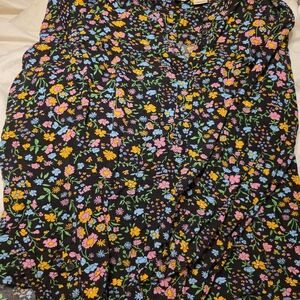 Levi’s Floral Button Down Long Sleeve Blouse - 100% Viscose - Boho - Size L